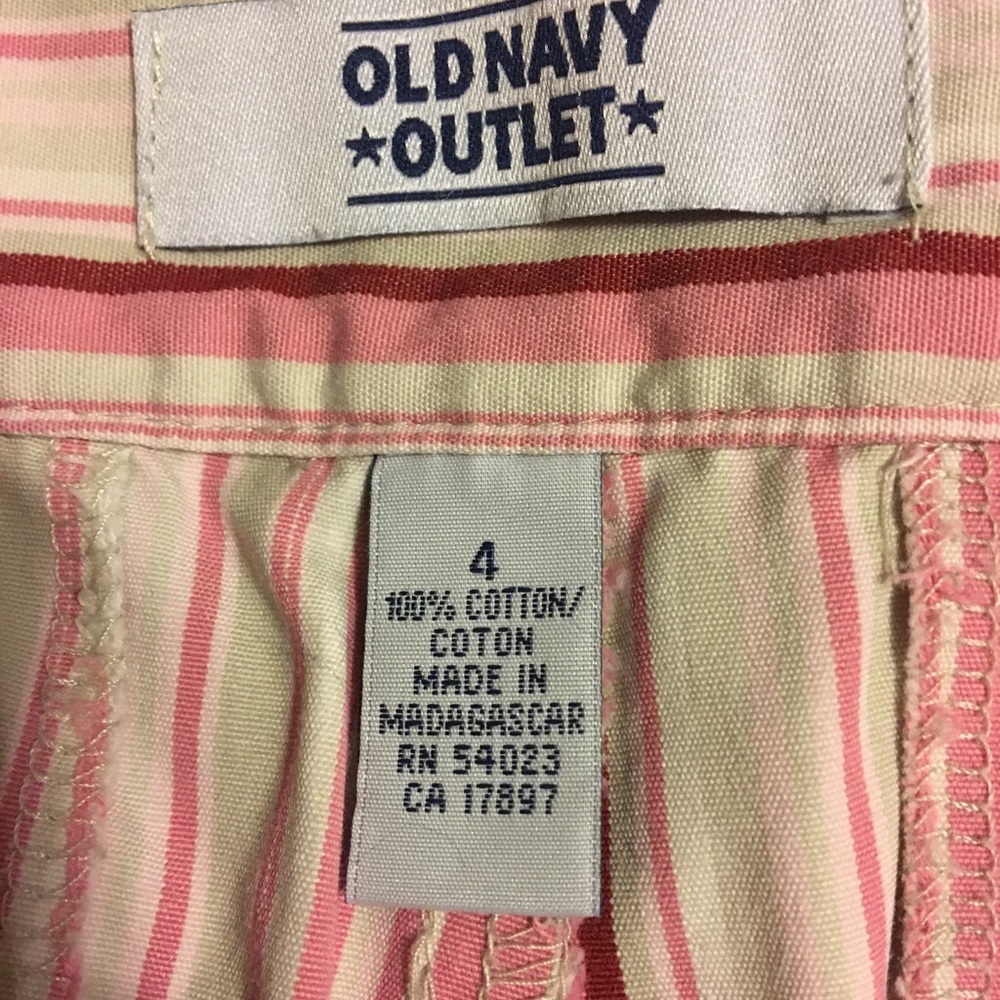 Fun capris - Picture 3 of 3